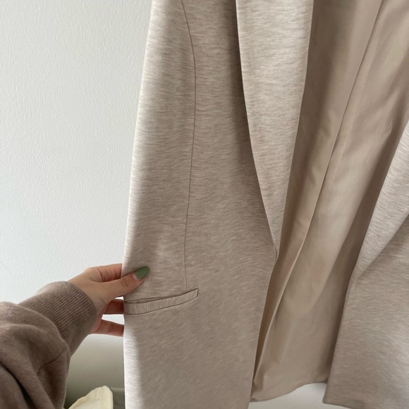 Leith Tan Blazer Vest - Picture 5 of 6